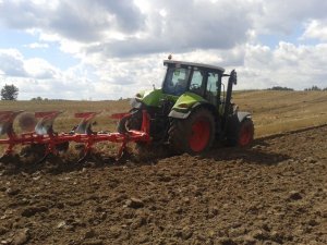 Claas Arion+ kuhn