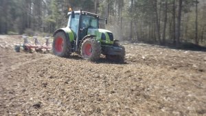 Claas Arion 610 + Kverneland EM 100