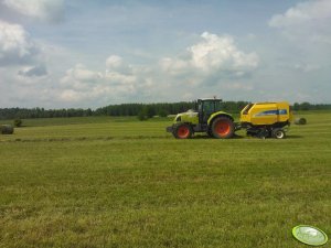 Claas Arion 620 CIS & New Holland BR7060