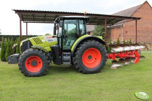Claas Arion 620
