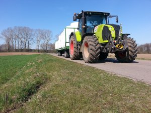 Claas Arion 620