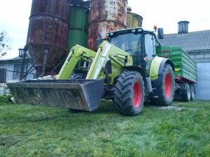 Claas Arion 620