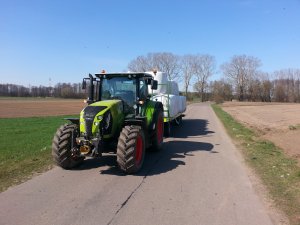 Claas Arion 620