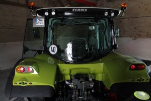Claas Arion 620