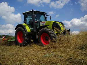 Claas Arion 630 & AMAZONE Catros 3001