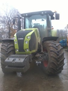 Claas Arion 630