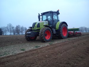 Claas ARION 630c