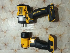 Dewalt DCF922 i Dewalt DCL040