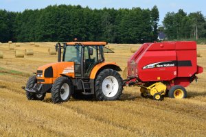 Renault ares 630 RZ + New Holland Br 750