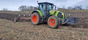 Claas arion 630