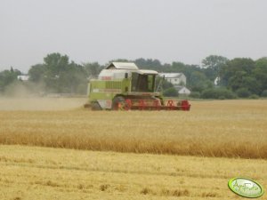 Claas Mega 208