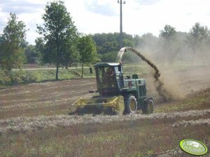 John Deere 6610