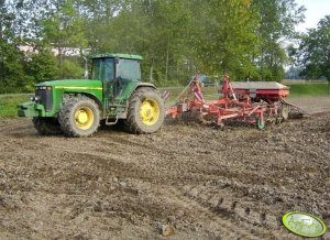 John Deere 8400 + Kverneland