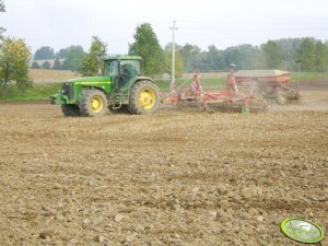 John Deere 8400 + Kverneland