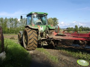 John Deere 8400 x2