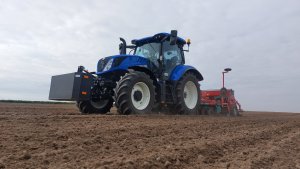 New Holland T6 