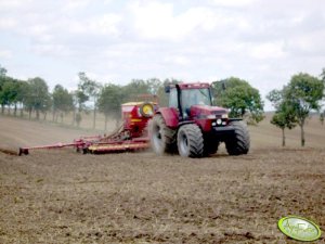 Case 7250 vs Siewnik Vaderstad