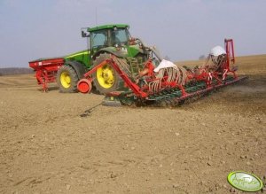 John Deere 8420 & Master Drill FTM 600