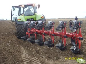 Claas AXION 840