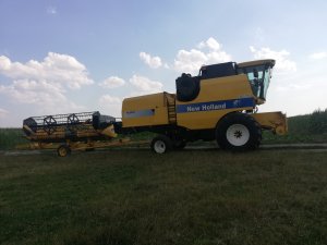 New holland tc 5070 