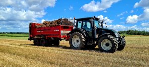 Valtra N113 i Unia Tytan 