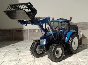 New Holland t5.115 1:32