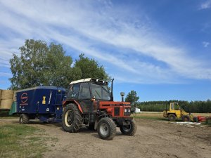 Zetor 7211 + Alimamix Evolution Twin 14