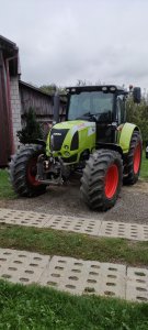 Claas Arion 620