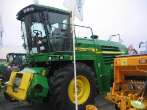 John Deere 7250