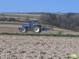 New Holland TVT 135 +kultywatory zespolone