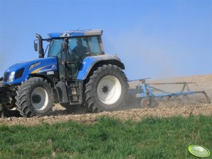 New Holland TVT 135 +kultywatory zespolone