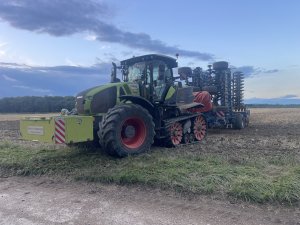 Claas Axion 960 TerraTrac & Kockerling Rebell 1250