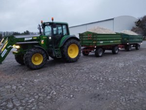 John Deere 6520 & przyczepy