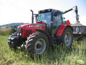 Massey Ferguson 5465