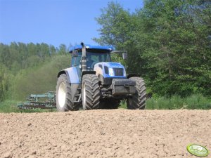 New Holland T7530