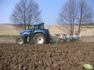 New Holland TVT 135 + Rabe Werk