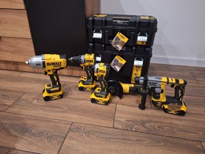 Dewalt