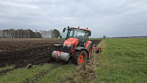 Kubota M5091 + Kverneland AB100