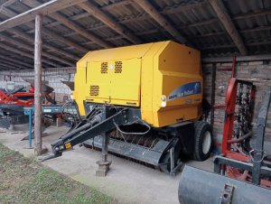Prasy zwijające New Holland