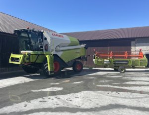 Claas tucano 440