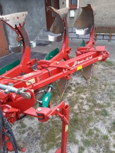 Pług Kverneland 80ES Vario 