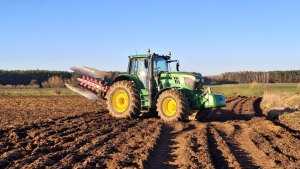 John Deere 6195M i Unia Ibis XM 4+1