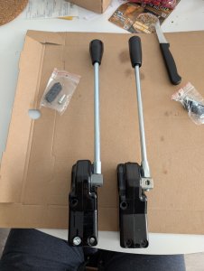 Dźwignie rozdzielacza na linki