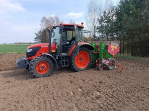 Kubota & Sadzarka