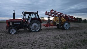 Ursus 902 i Woprol Proton 1500
