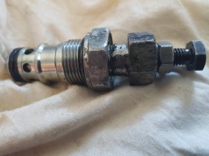 Zawór ciśnienia w skrzyni