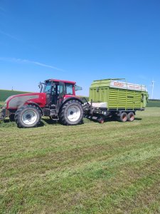 Przyczepa samozbierająca Claas & Valtra