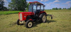 Ursus C-360 i przetrząsacz Z-218