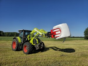 Claas Arion 640