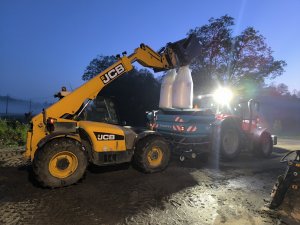 JCB